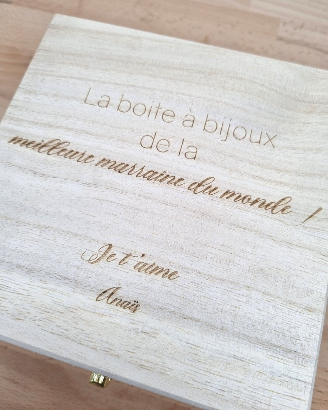 boite-a-bijou-en-bois-personnalisable-enfant-cadeau-noel